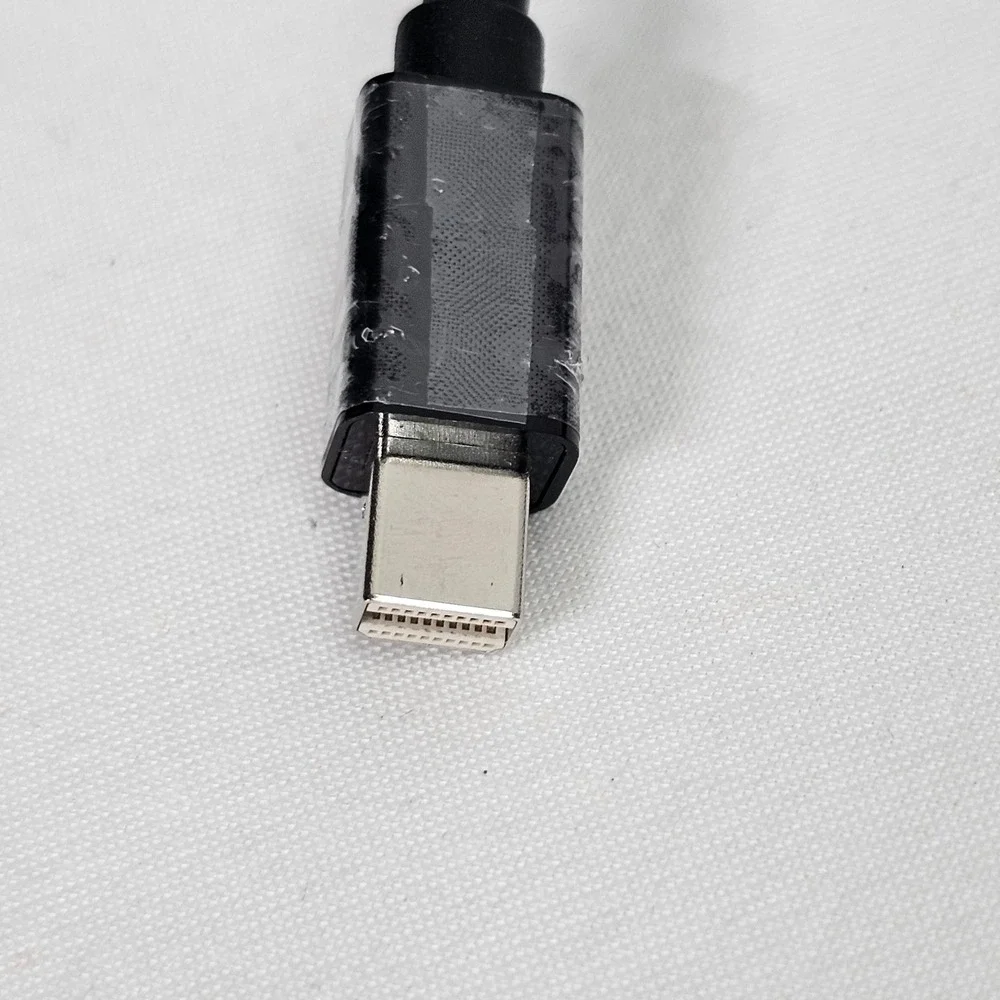 C2G‎ 54290 Mini DisplayPort To Dual DisplayPort MST Hub Adapter Splitter Black